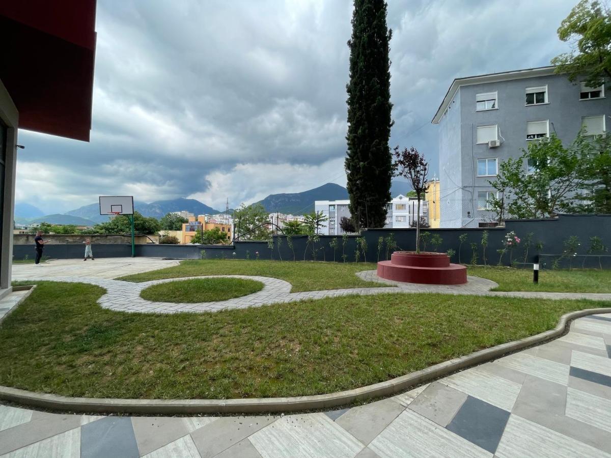 Kino Apartment Tirana Exterior photo